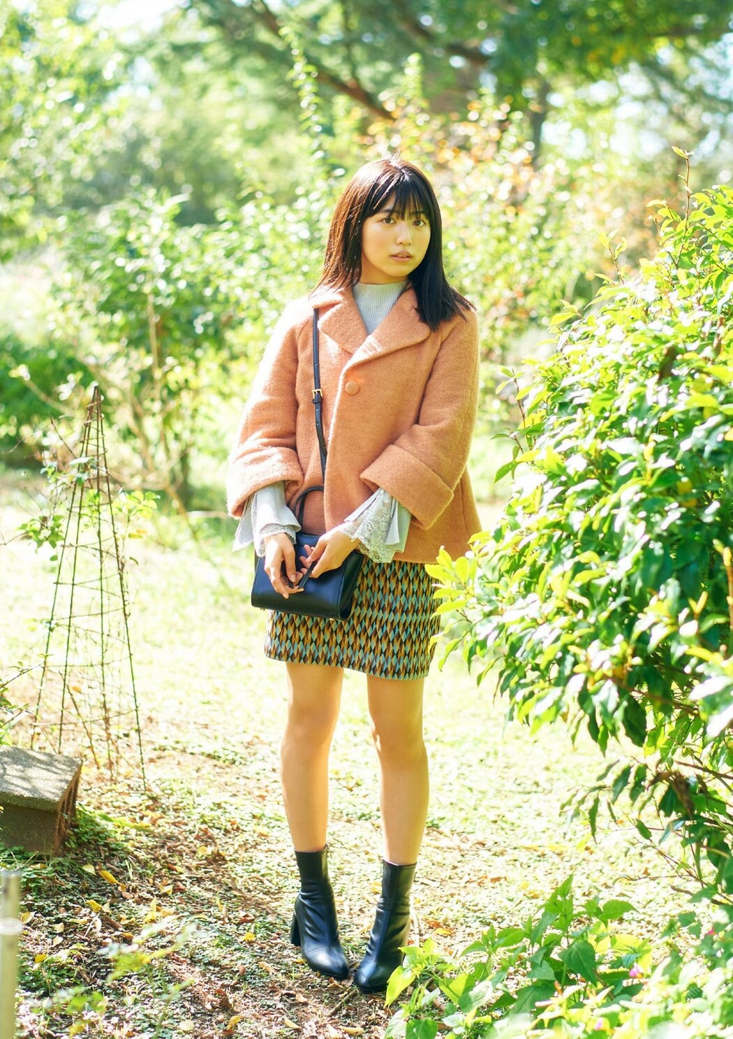 Rio Yoshida 吉田莉桜, B.L.T.デジタル写真集 「冬の花。winter tenderness.」 Set.01