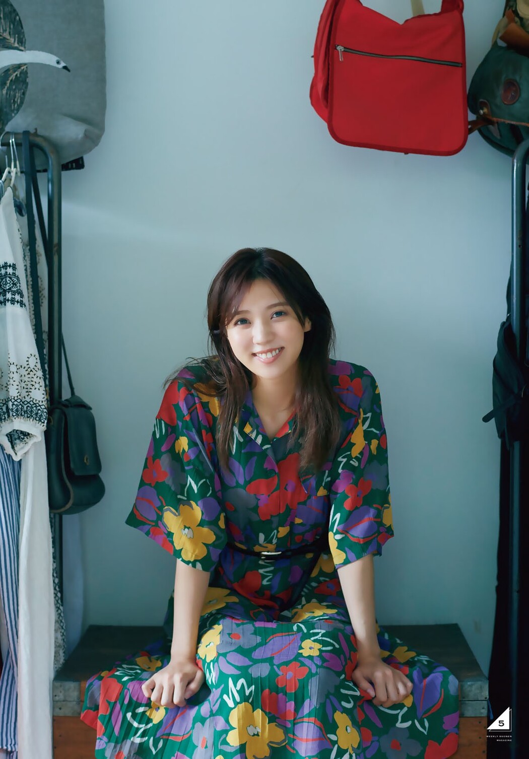 Yui Kobayashi 小林由依, Shonen Magazine 2022 No.48 (週刊少年マガジン 2022年48号)