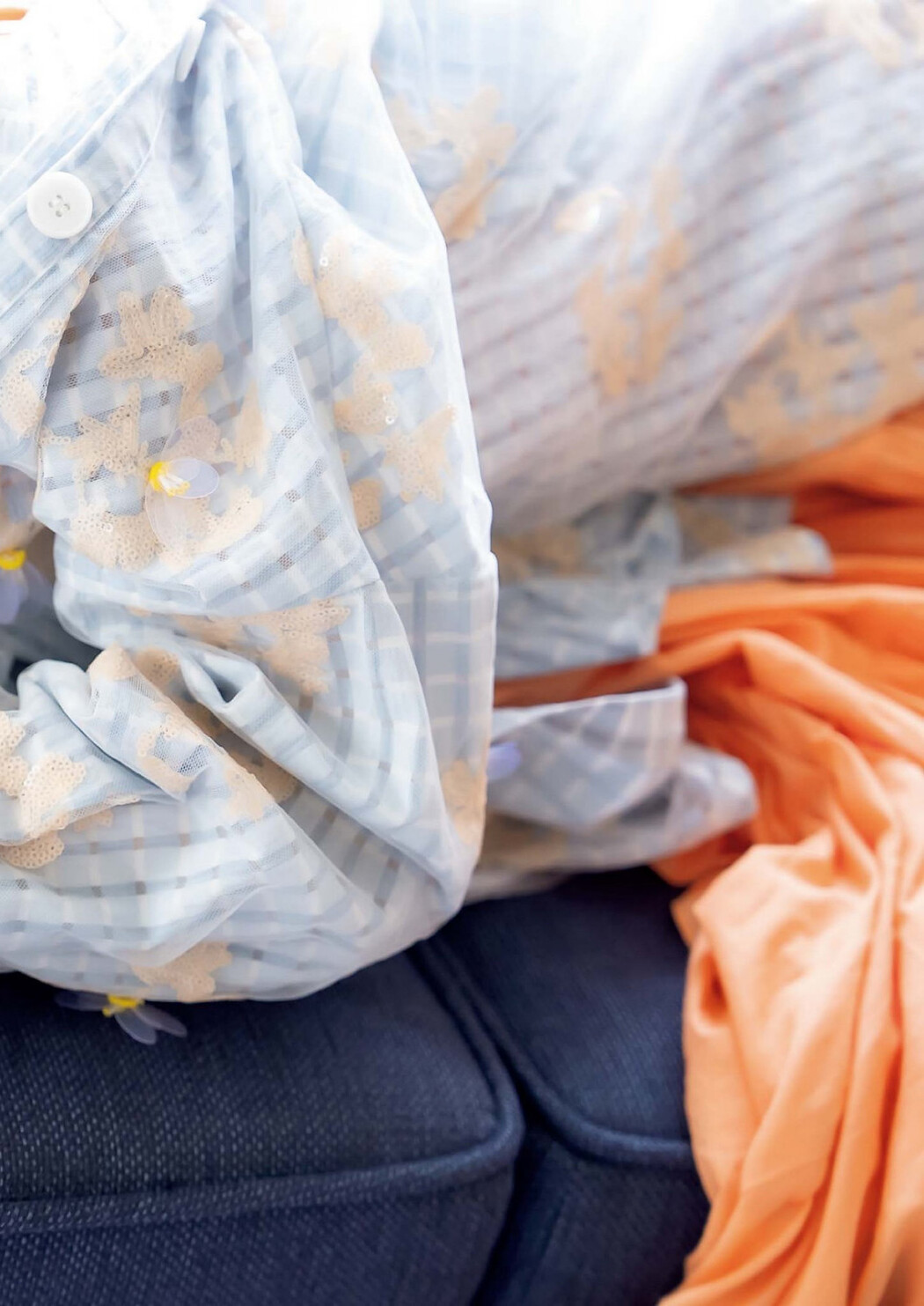 Moe Kamikokuryo 上國料萌衣, Big Comic Spirits 2022 No.48 (ビッグコミックスピリッツ 2022年48号)