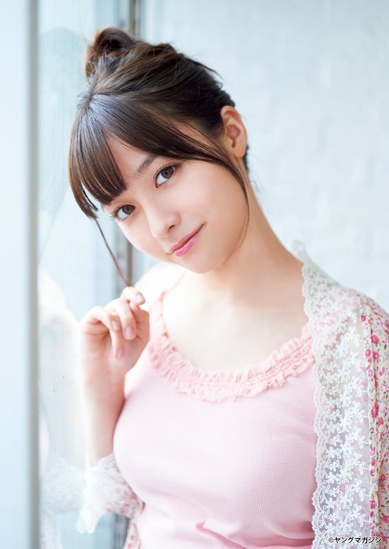 Kanna Hashimoto 橋本環奈, Young Magazine 2019 No.19 (ヤングマガジン 2019年19号)