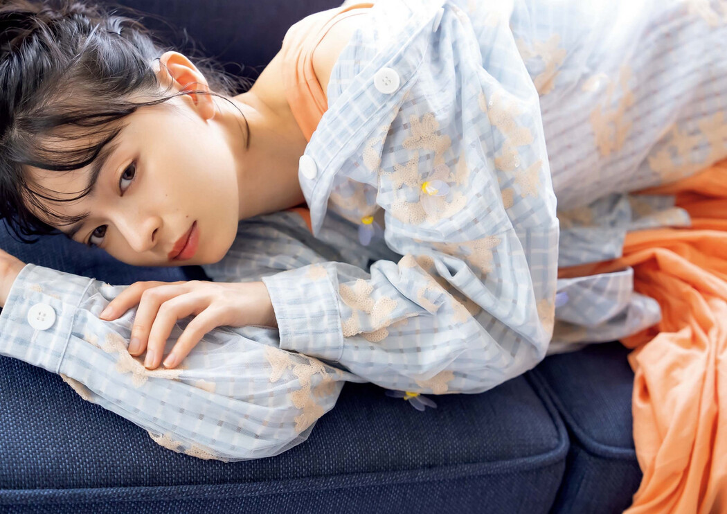 Moe Kamikokuryo 上國料萌衣, Big Comic Spirits 2022 No.48 (ビッグコミックスピリッツ 2022年48号)