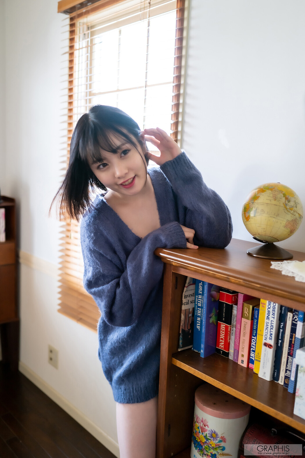 Suzu Akane 愛宝すず, [Graphis] Gals 「Artless」 MAKING