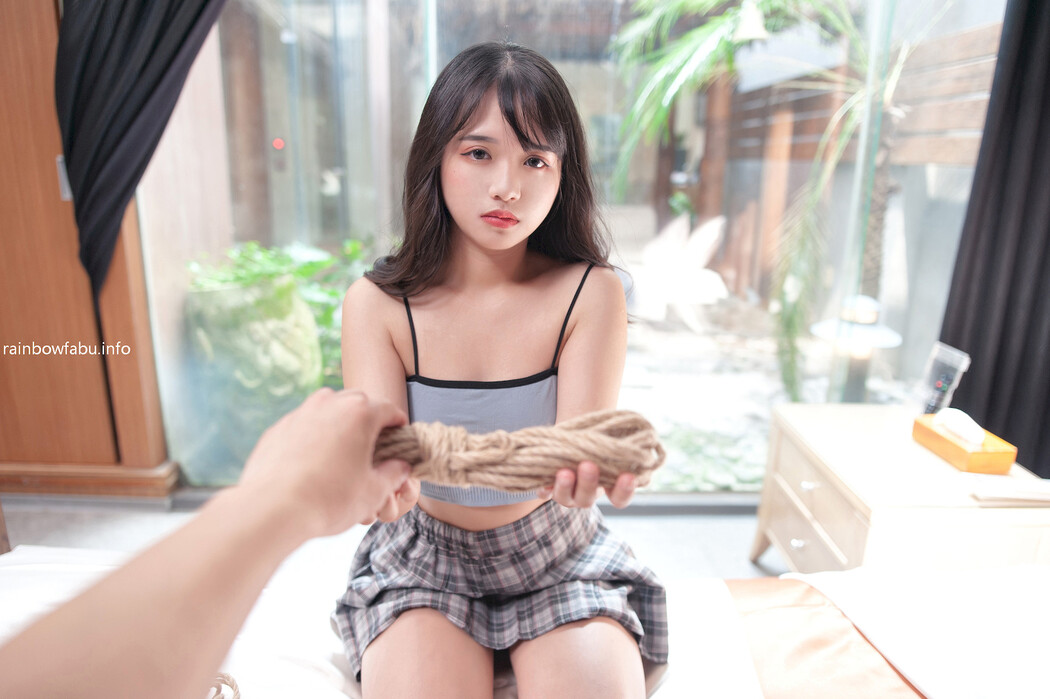 JVID精品 加加瞄-紧缚凌辱の初体验 Vol.01
