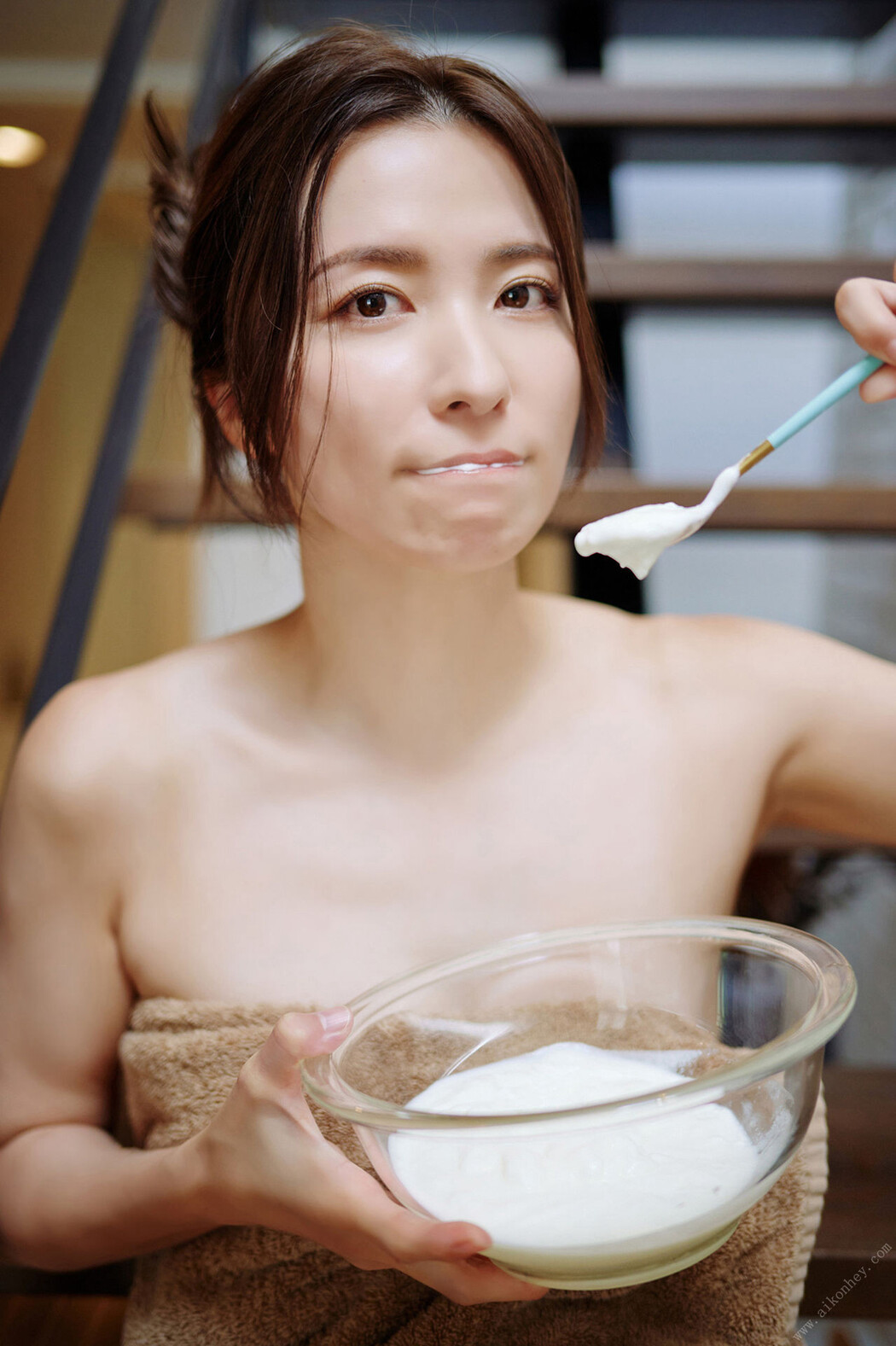 Rei Toda 戸田れい, 週刊ポストデジタル写真集 「金魚のようにゆらめいて」 Set.03