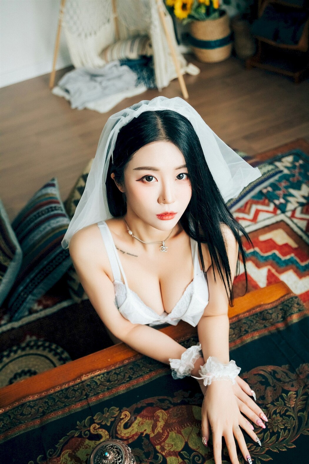 Jeong Bomi 정보미, [LOOZY] Holiday Set.02