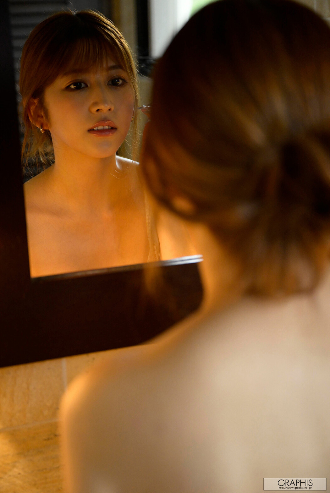 Riri Nanatsumori 七ツ森りり, [Graphis] Gals 「Head Over Heels!」 Vol.07