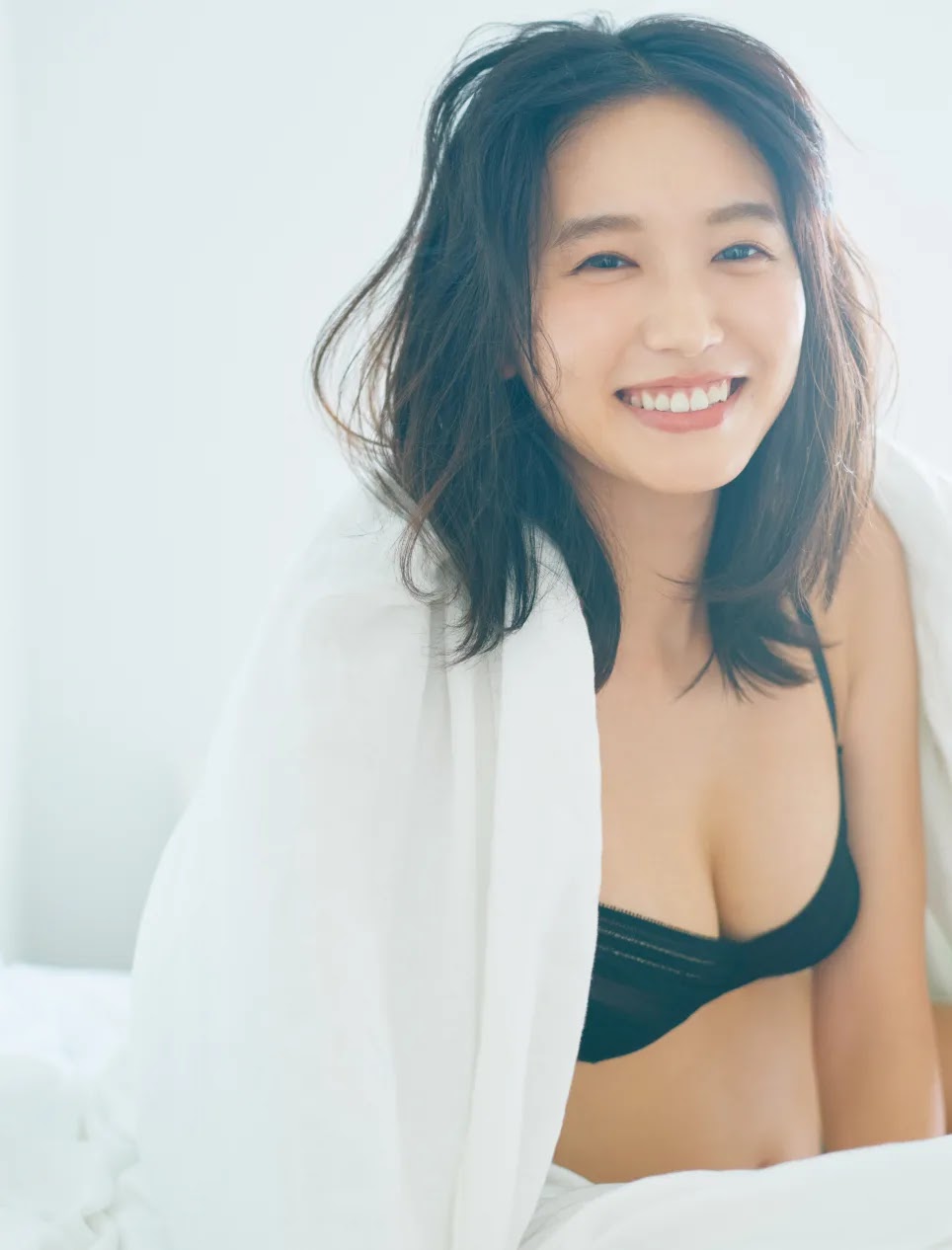 Nene Shida 志田音々, FRIDAY 2022.11.18 (フライデー 2022年11月18日号)