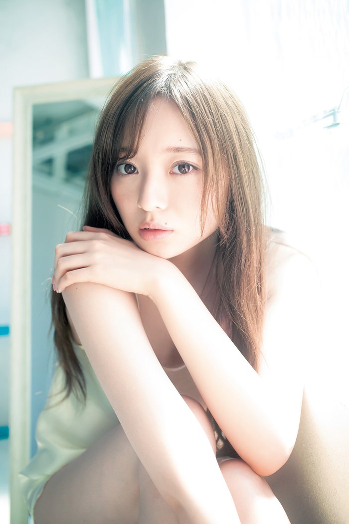 Minami Umezawa 梅澤美波, Young Jump 2019 No.21-22 (ヤングジャンプ 2019年21-22号)