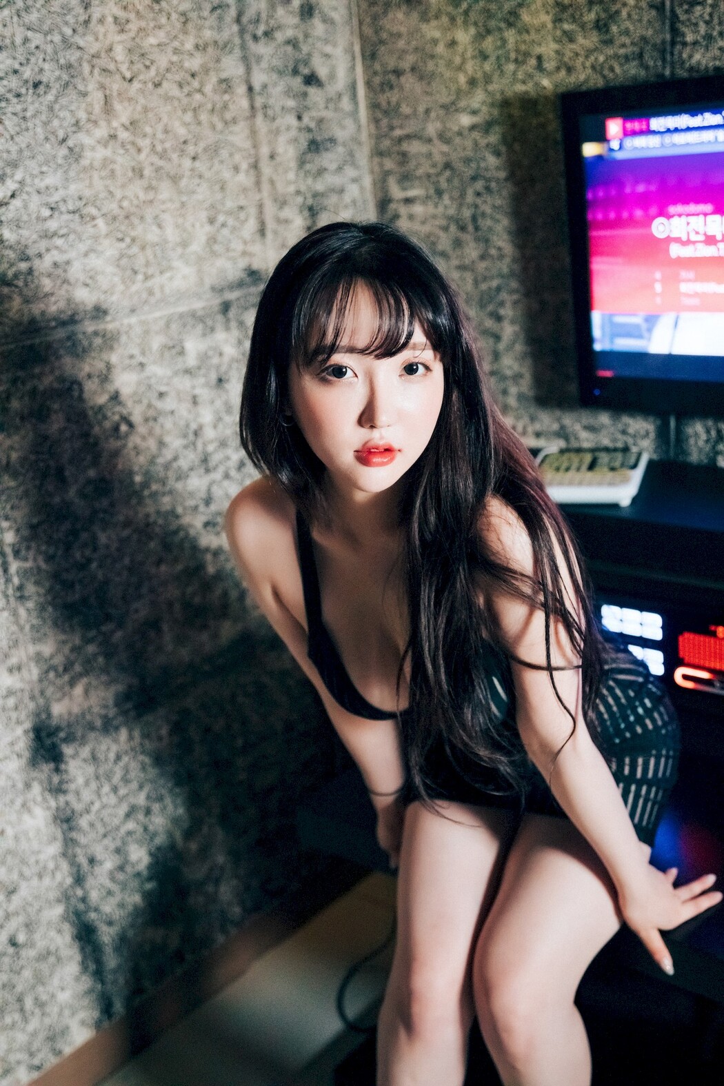 Son Yeeun 손예은, [Loozy] Player (S.ver) Set.01