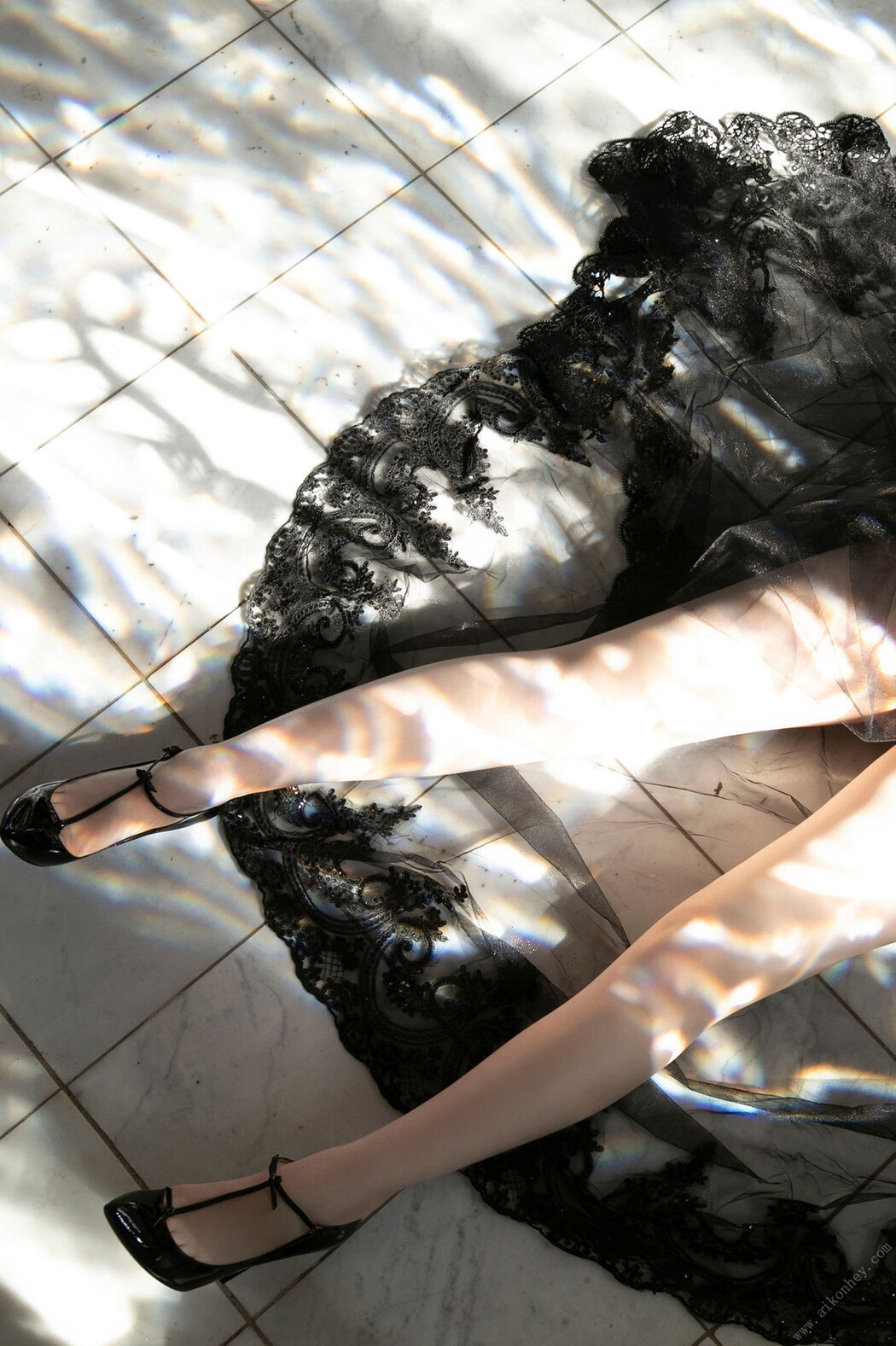 Michelle Megumi ミッシェル愛美, ＦＲＩＤＡＹデジタル写真集 「プレミアムヌード ｖｏｌ．２ 黒の花嫁」 Set.01