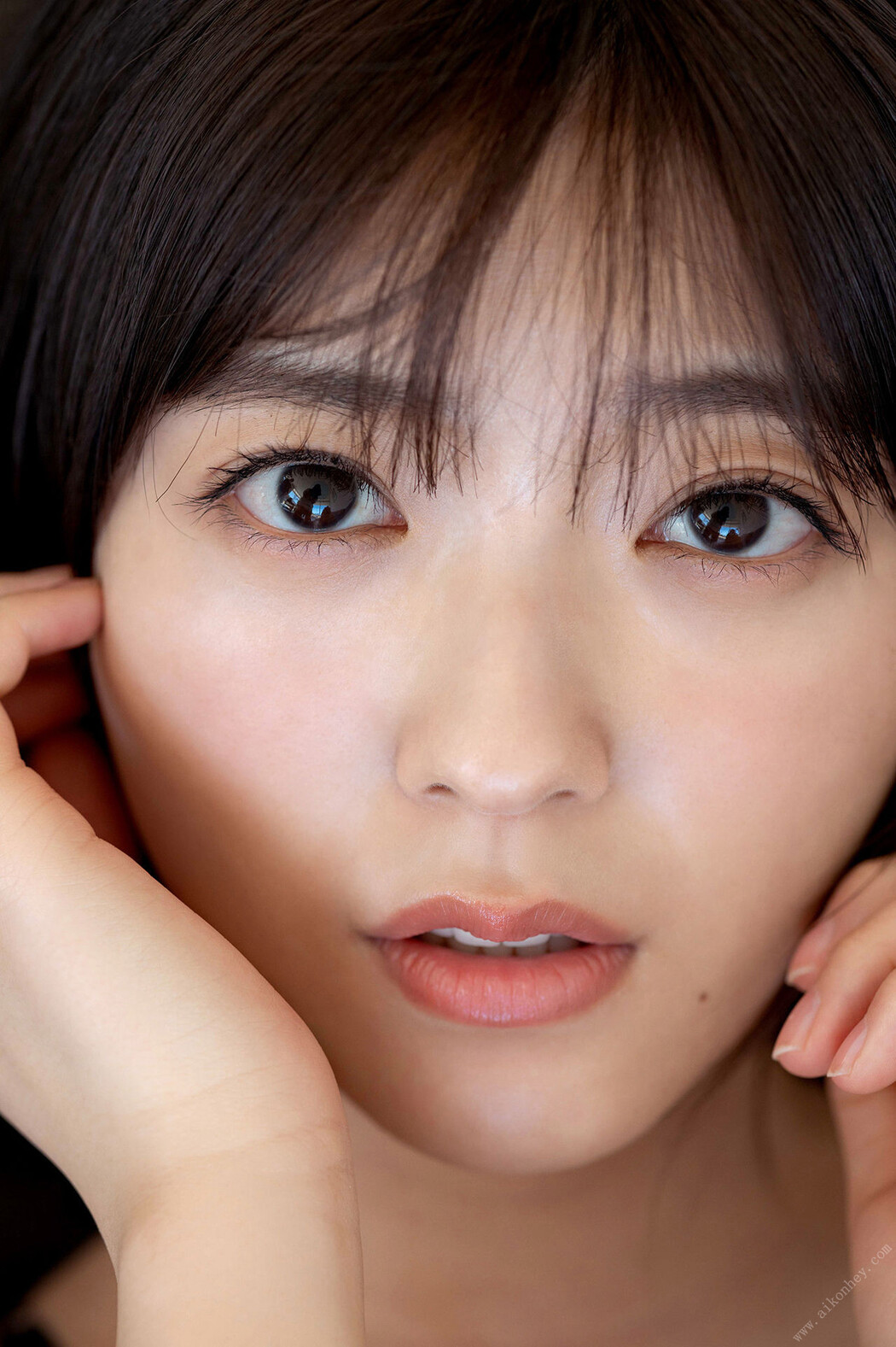 Mio Kudo 工藤美桜, ＦＲＩＤＡＹデジタル写真集 「輝きながら……」 Set.03