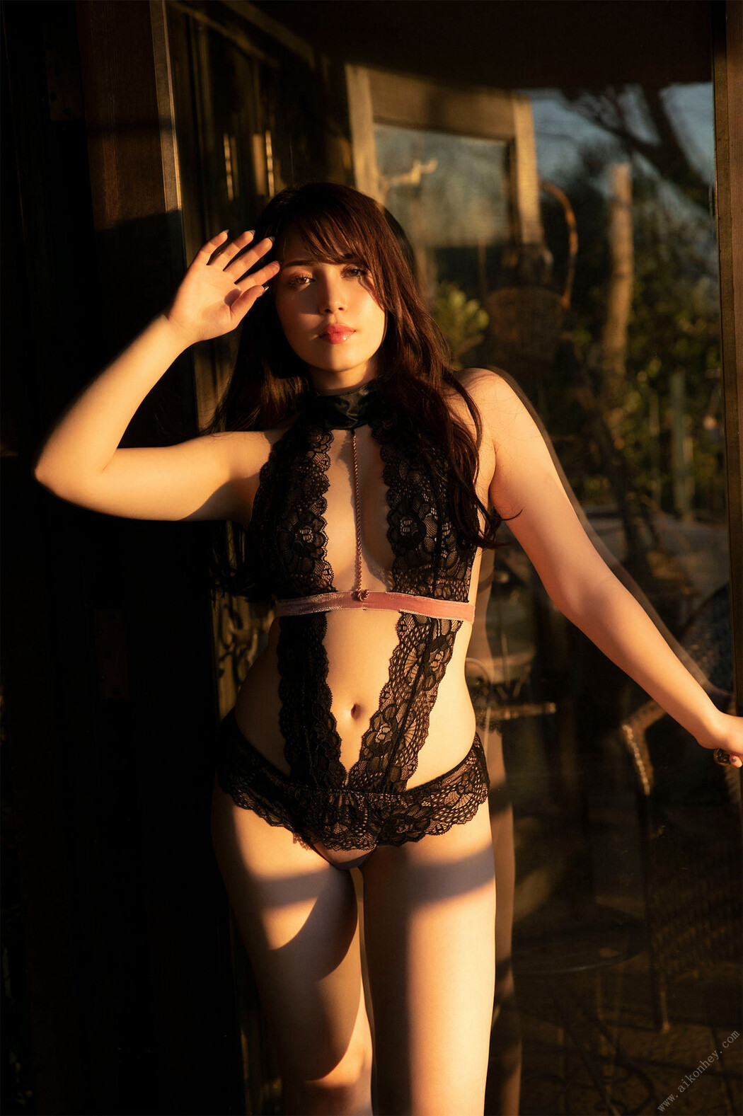 Michelle Megumi ミッシェル愛美, ＦＲＩＤＡＹデジタル写真集 「プレミアムヌード ｖｏｌ．２ 黒の花嫁」 Set.01