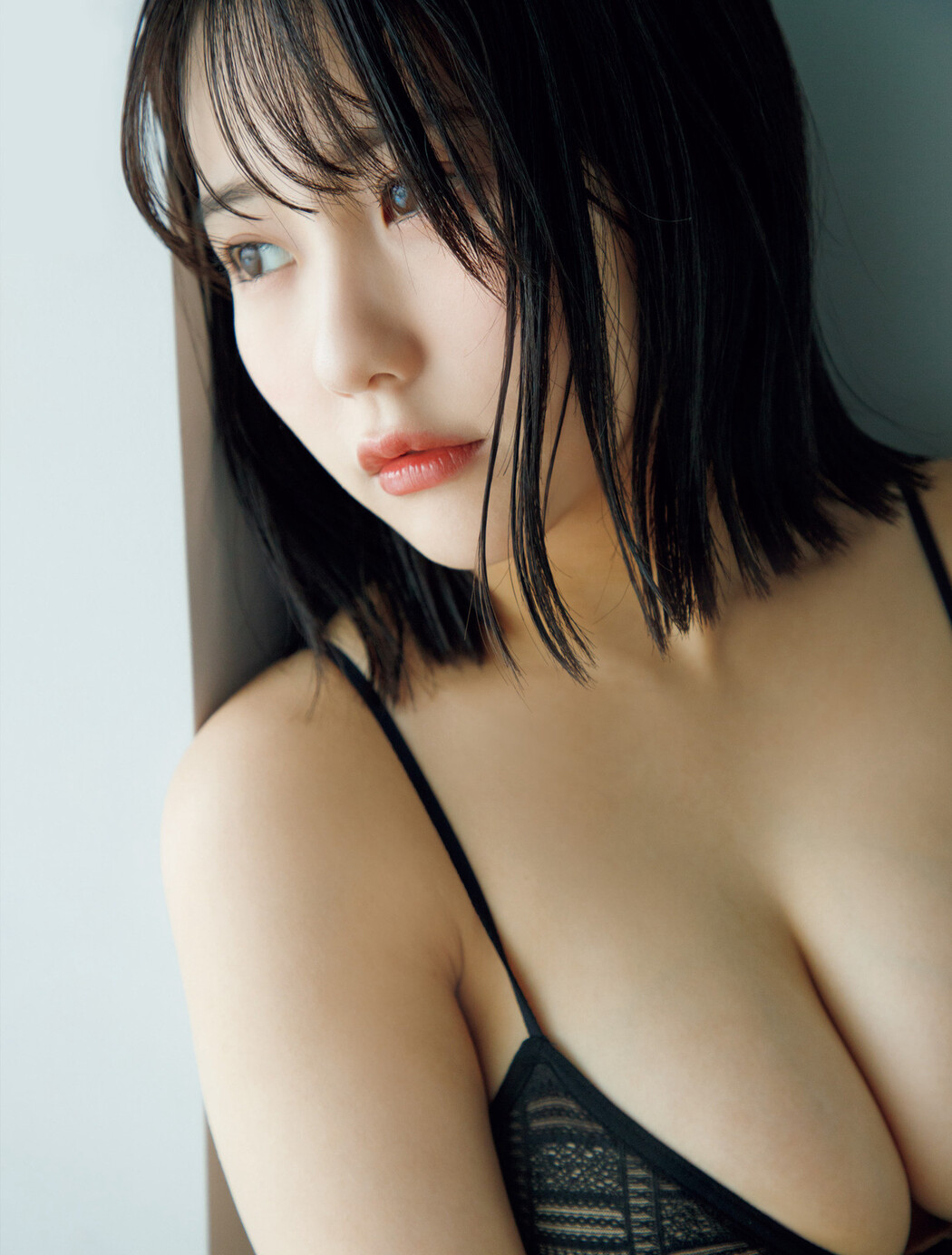 Miku Tanaka 田中美久, FRIDAY 2022.12.09 (フライデー 2022年12月9日号)