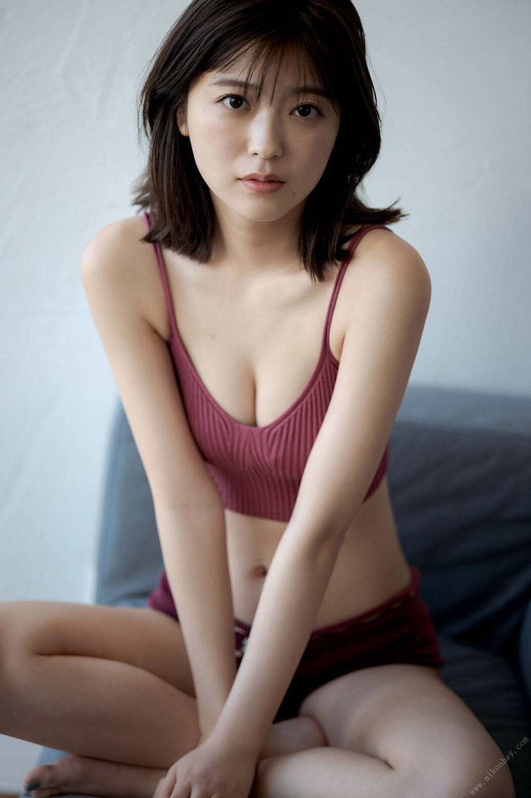 Mio Kudo 工藤美桜, ＦＲＩＤＡＹデジタル写真集 「輝きながら……」 Set.04
