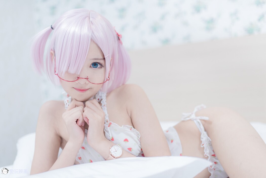 Cosplay 兔玩映画 草莓裙