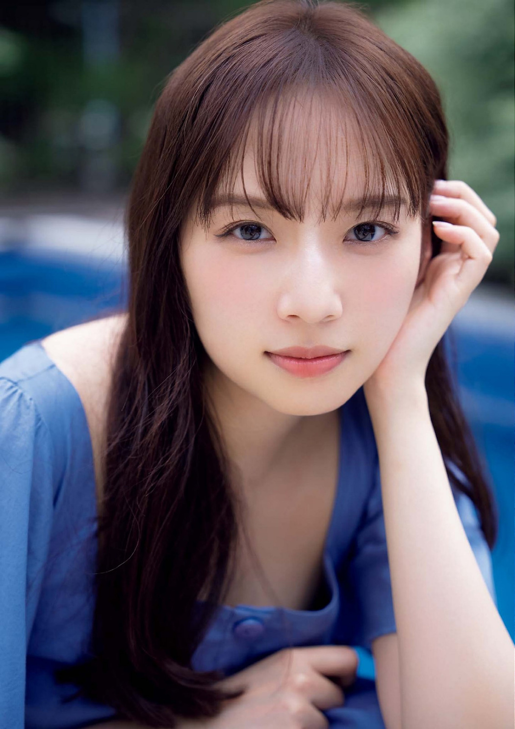 Mai Shinuchi 新内眞衣, Big Comic Spirits 2022 No.52 (ビッグコミックスピリッツ 2022年52号)