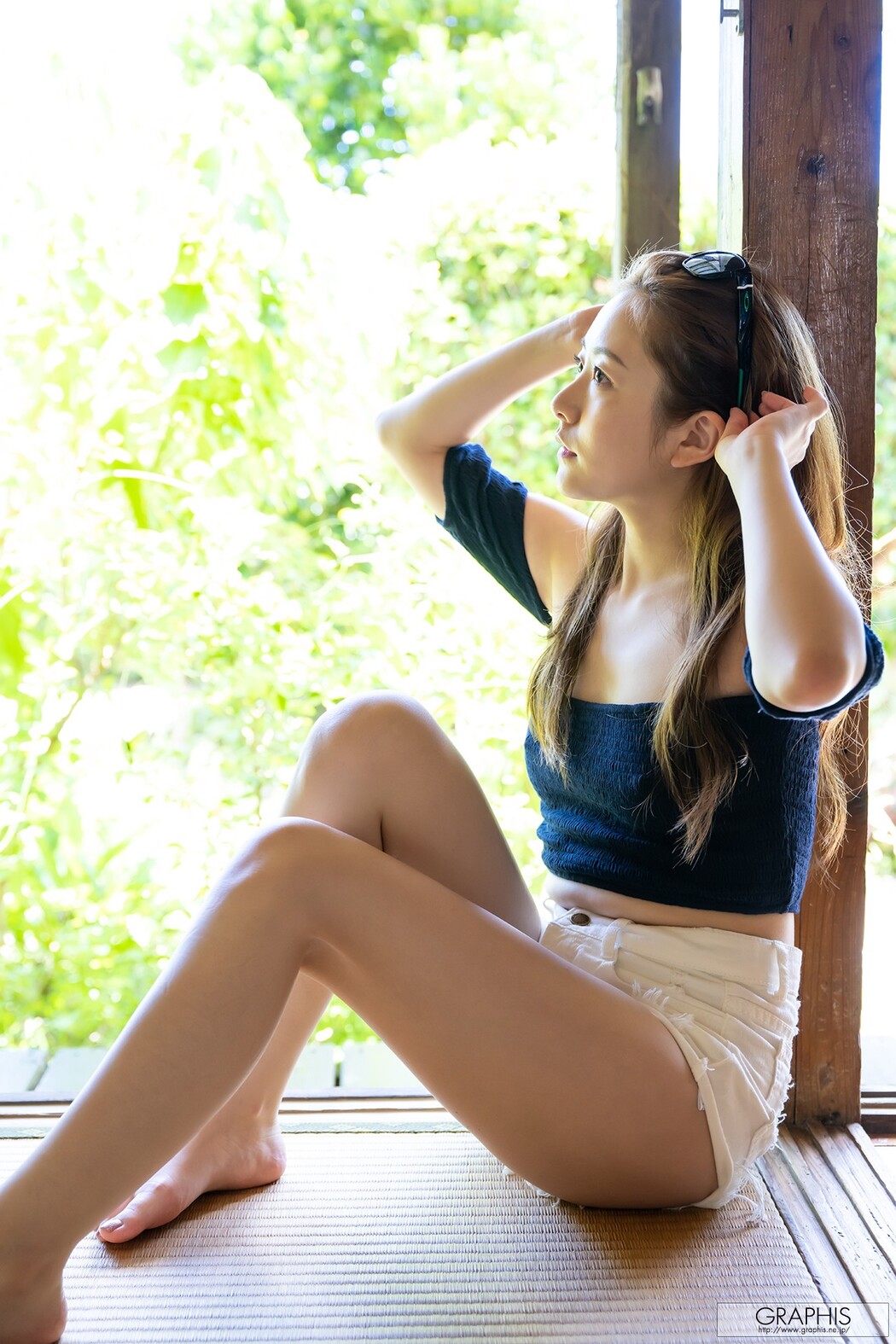 Hikari Aozora 青空ひかり, [Graphis] Gals 「Happy Smile!」 Vol.05