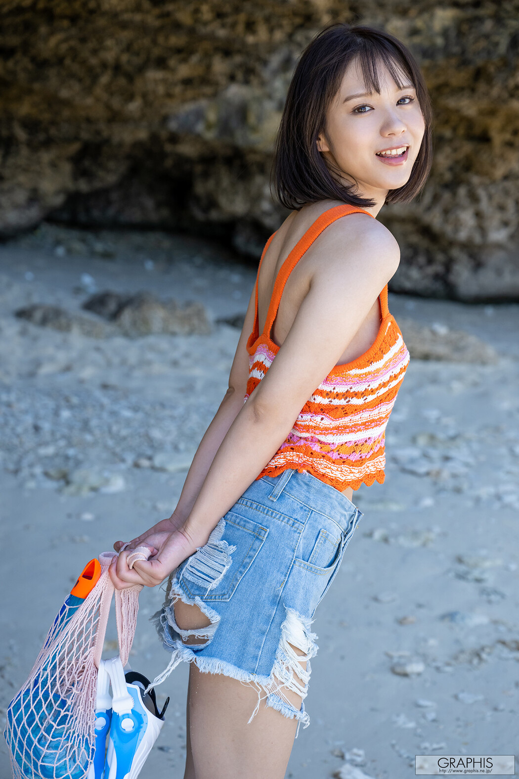 Nanami Ogura 小倉七海, [Graphis] Gals 「Precious Stone」 Vol.01