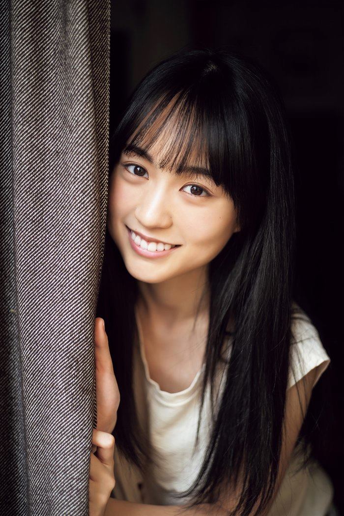 Haruka Kaki 賀喜遥香, Shonen Magazine 2019 No.24 (少年マガジン 2019年24号)