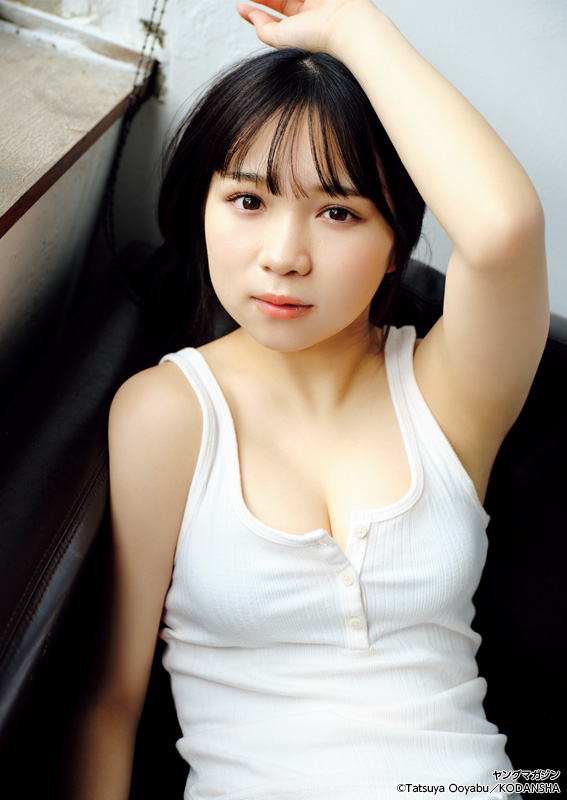 Shiori Ikemoto 池本しおり, Young Magazine 2023 No.01 (ヤングマガジン 2023年1号)