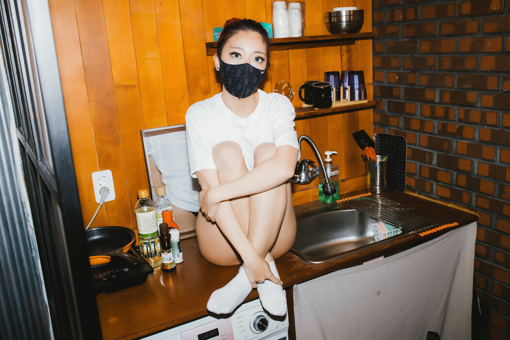 Mona 모나, [Moon Night Snap] My sister next door Vol.01 – Set.01 Cover Photo