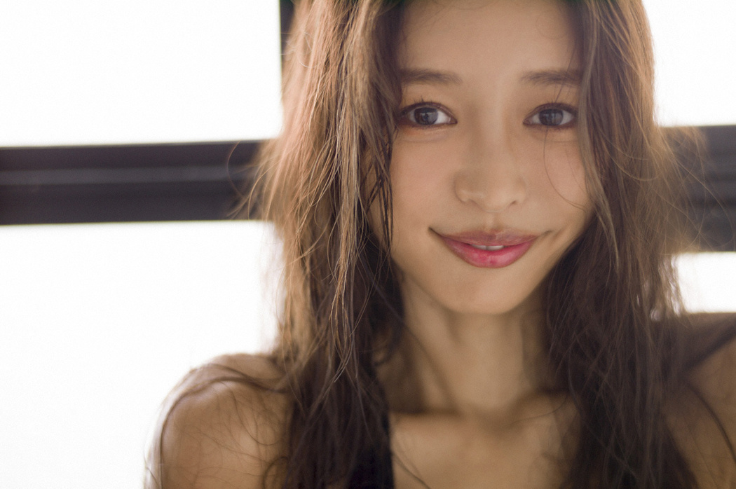 Hitomi Kaji 加治ひとみ, [WPB-net] EX766 「Can I Kiss You」 Set.01