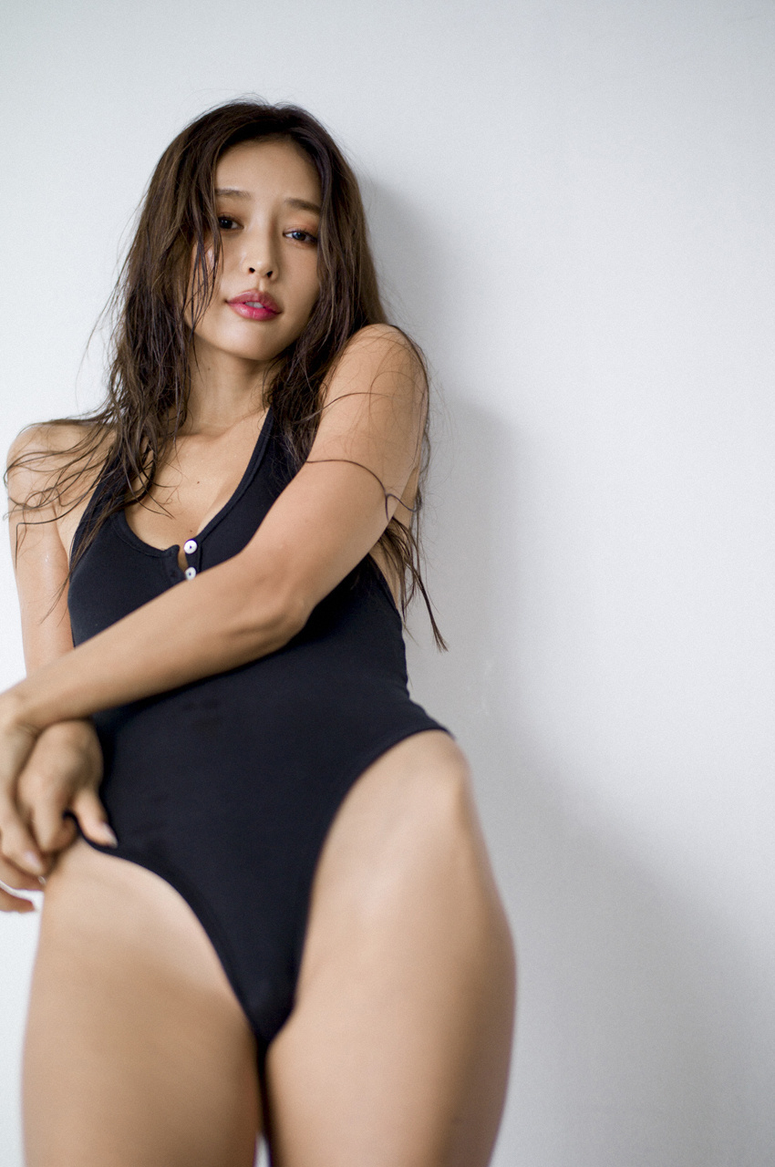 Hitomi Kaji 加治ひとみ, [WPB-net] EX766 「Can I Kiss You」 Set.01