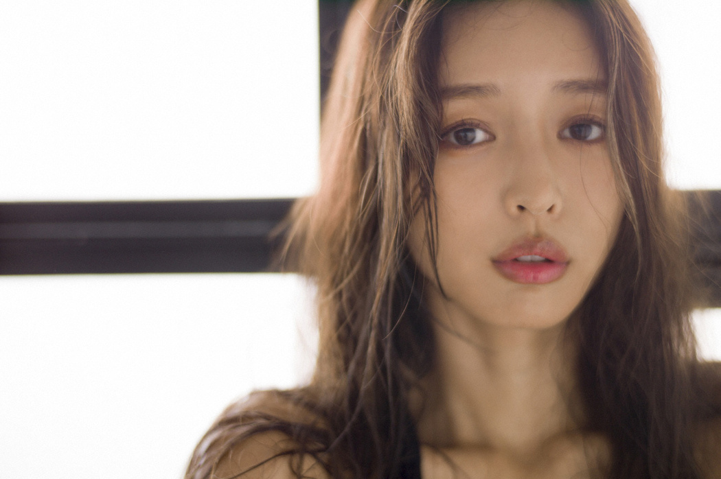 Hitomi Kaji 加治ひとみ, [WPB-net] EX766 「Can I Kiss You」 Set.01