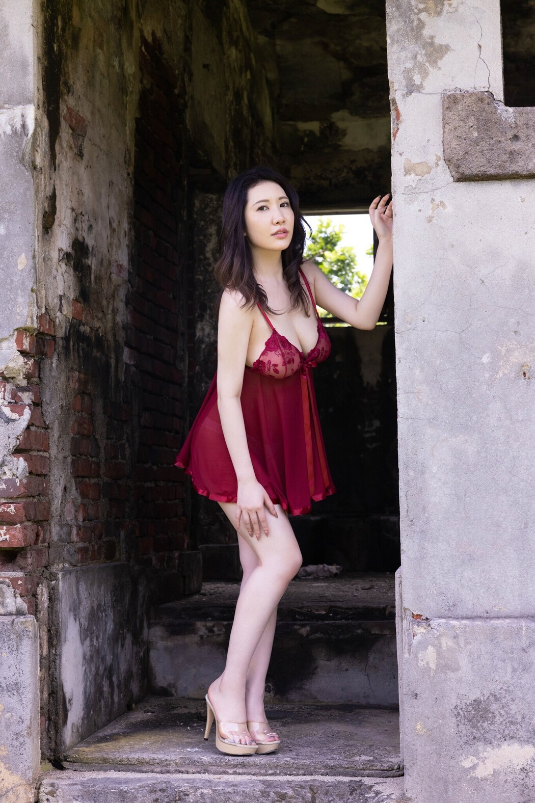 Miina Wakatsuki 若月みいな, ＦＲＩＤＡＹデジタル写真集 「熟れごろＨカップ乳 Vol.1」 Set.01 Cover Photo