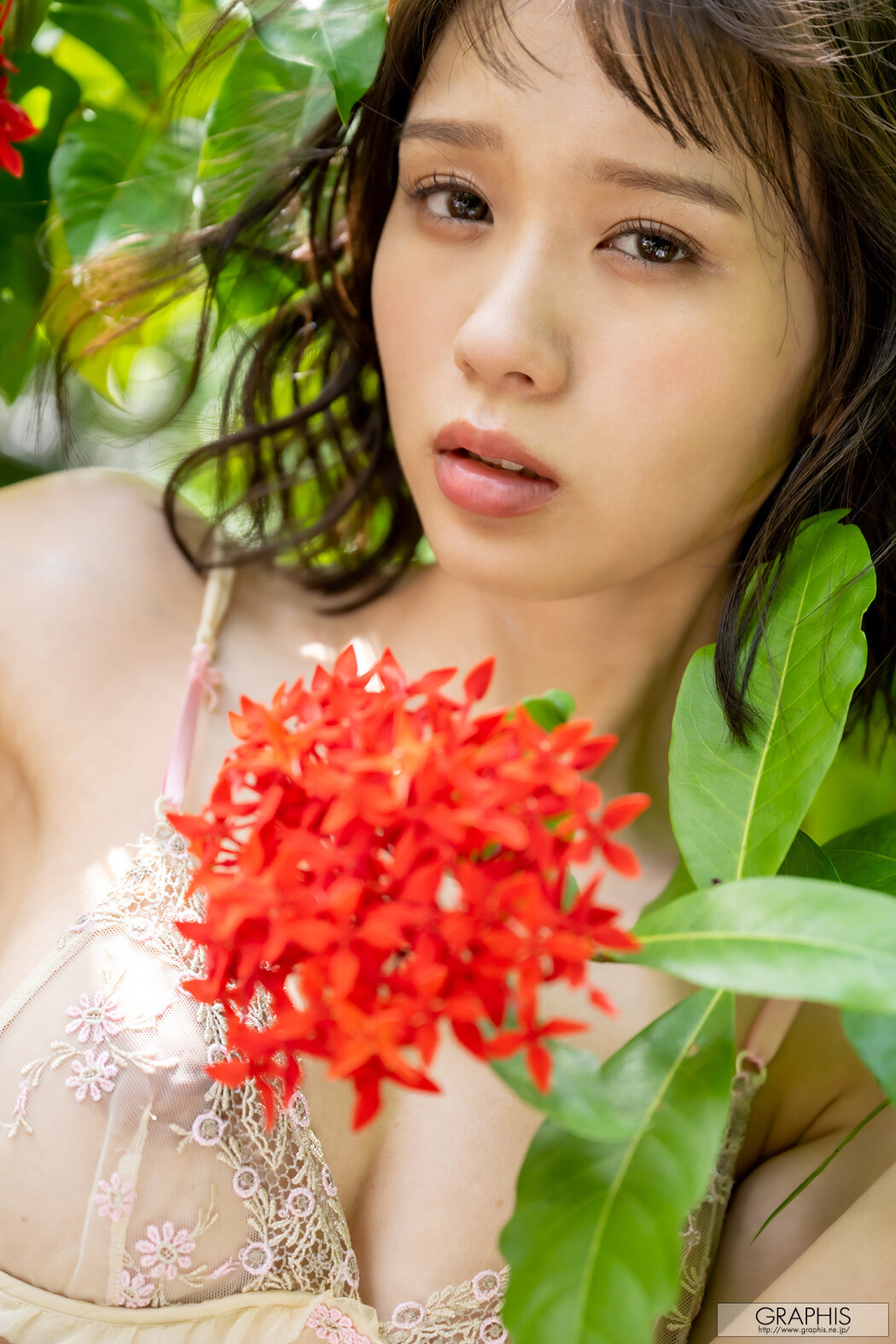 Nanami Ogura 小倉七海, [Graphis] Gals 「Precious Stone」 Vol.03