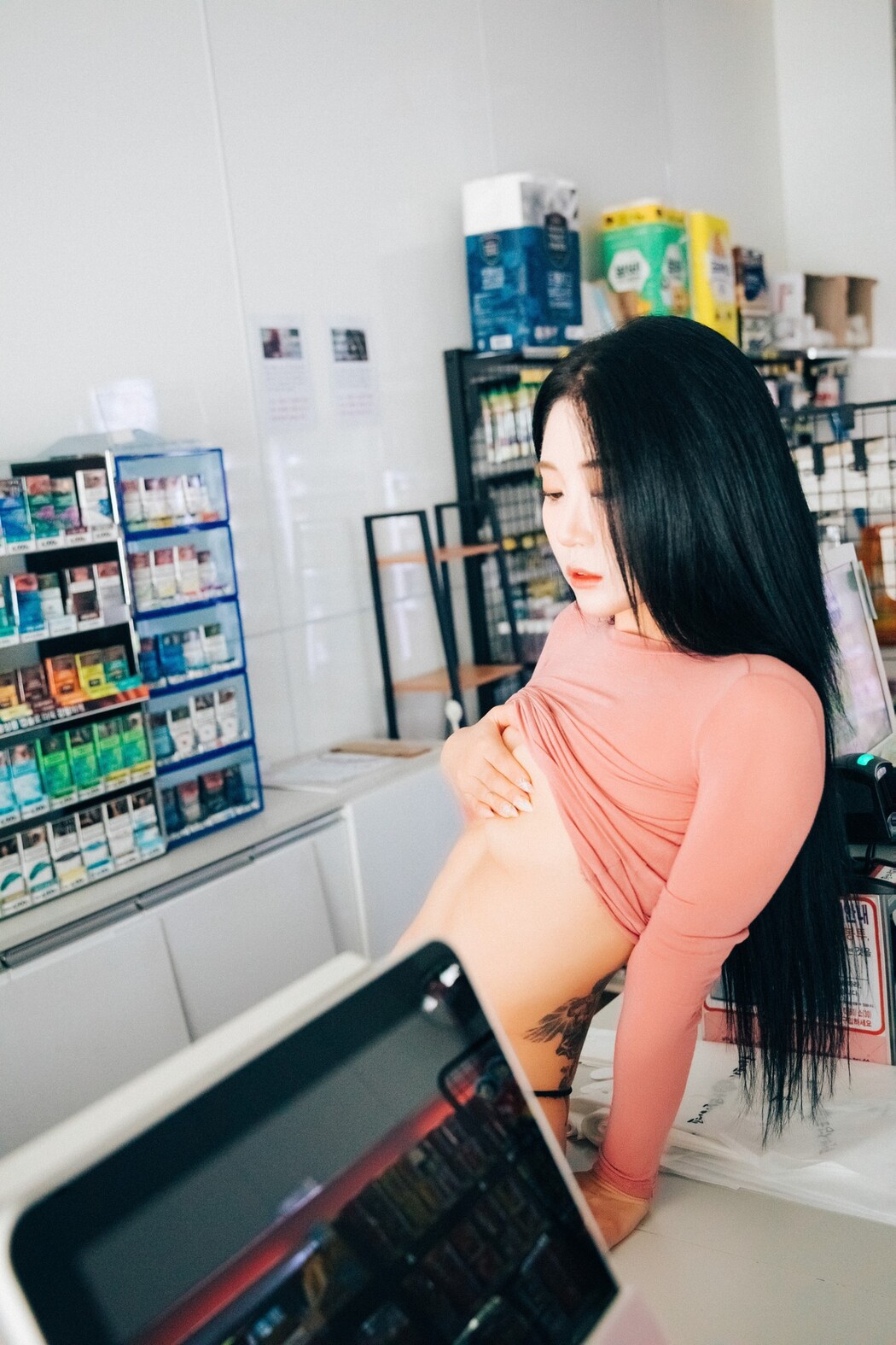 Jeong Bomi 정보미, [Loozy] Part Timer Set.01
