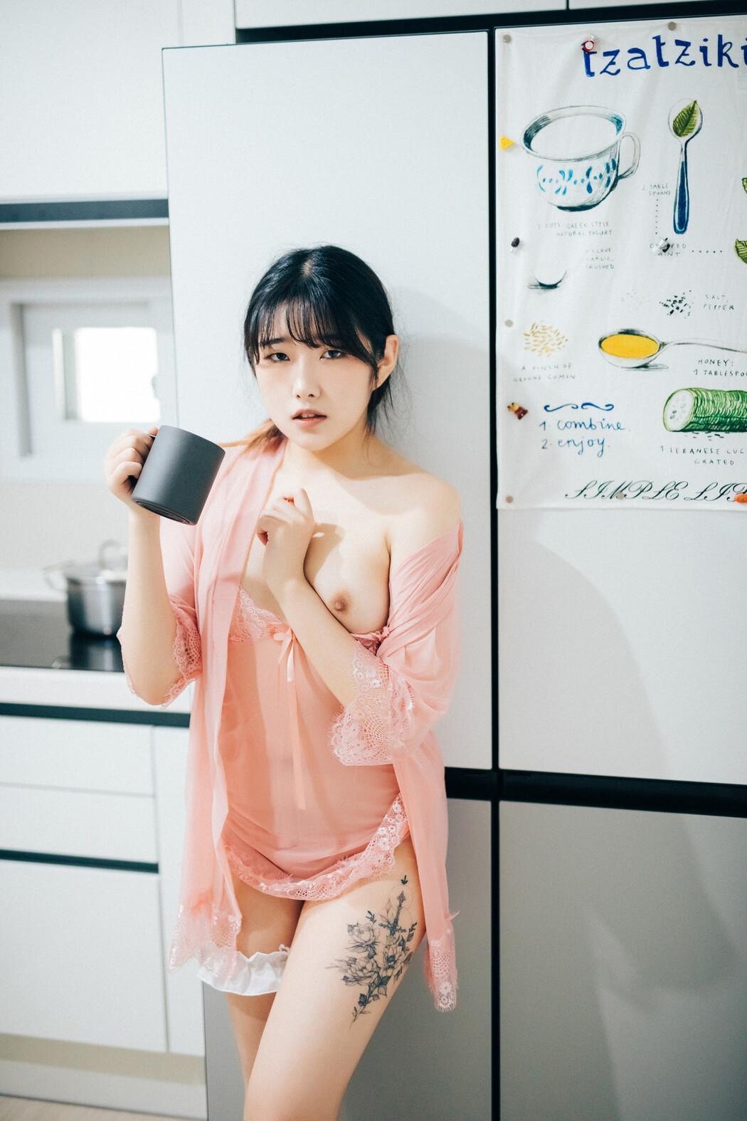 Sonson 손손, [Loozy] Date at home (+S Ver) Set.02