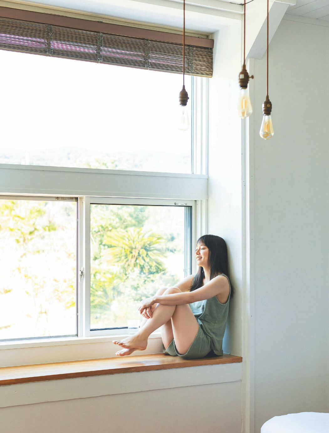 Riho Yoshioka 吉岡里帆, FLASH 2023.01.03 (フラッシュ 2023年1月3日号)