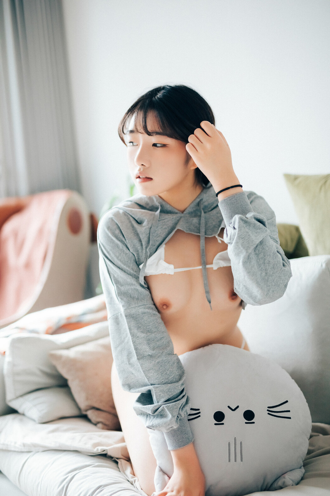 Sonson 손손, [Loozy] Date at home (+S Ver) Set.01