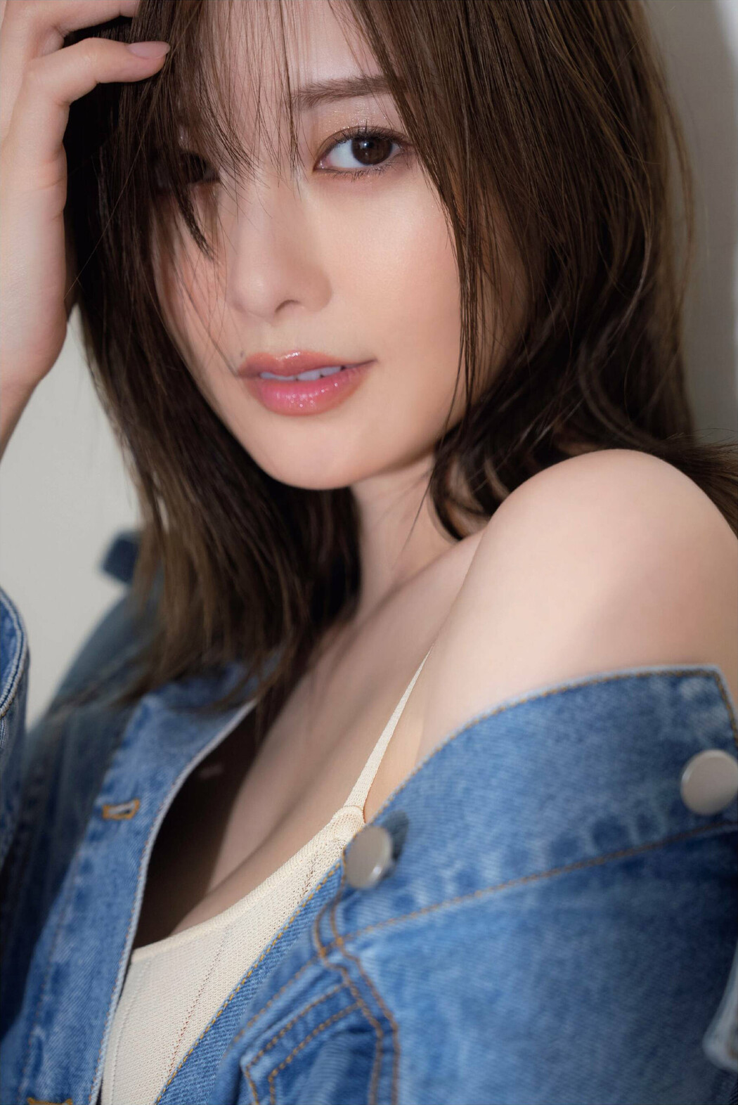 Mai Shiraishi 白石麻衣, FRIDAY 2023.01.13 (フライデー 2023年1月13日号)