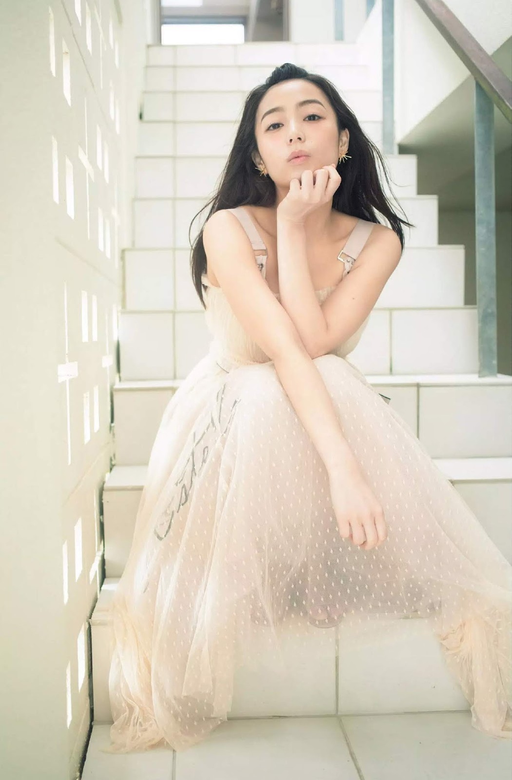 Misato Ugaki 宇垣美里, Weekly Playboy 2019 No.17 (週刊プレイボーイ 2019年17号)