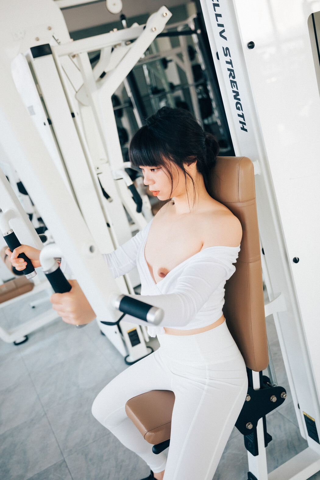 Kissme [Loozy] Strip Fitness Set.01