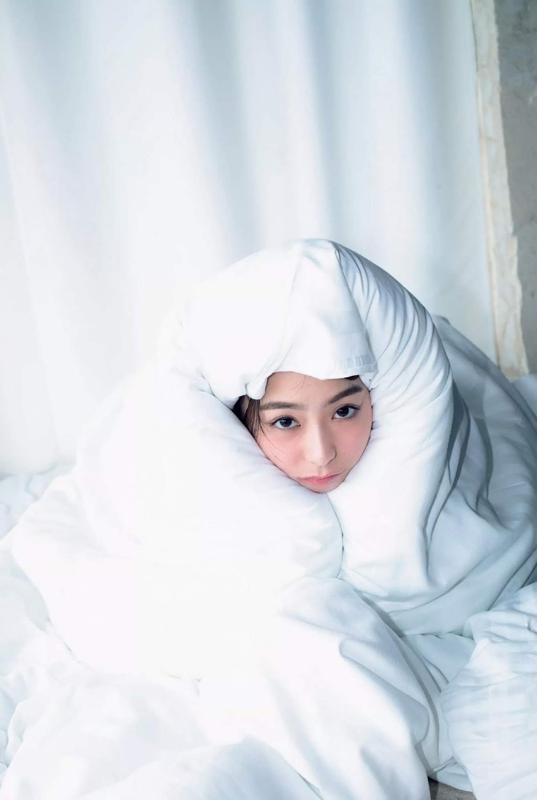 Misato Ugaki 宇垣美里, Weekly Playboy 2019 No.17 (週刊プレイボーイ 2019年17号)