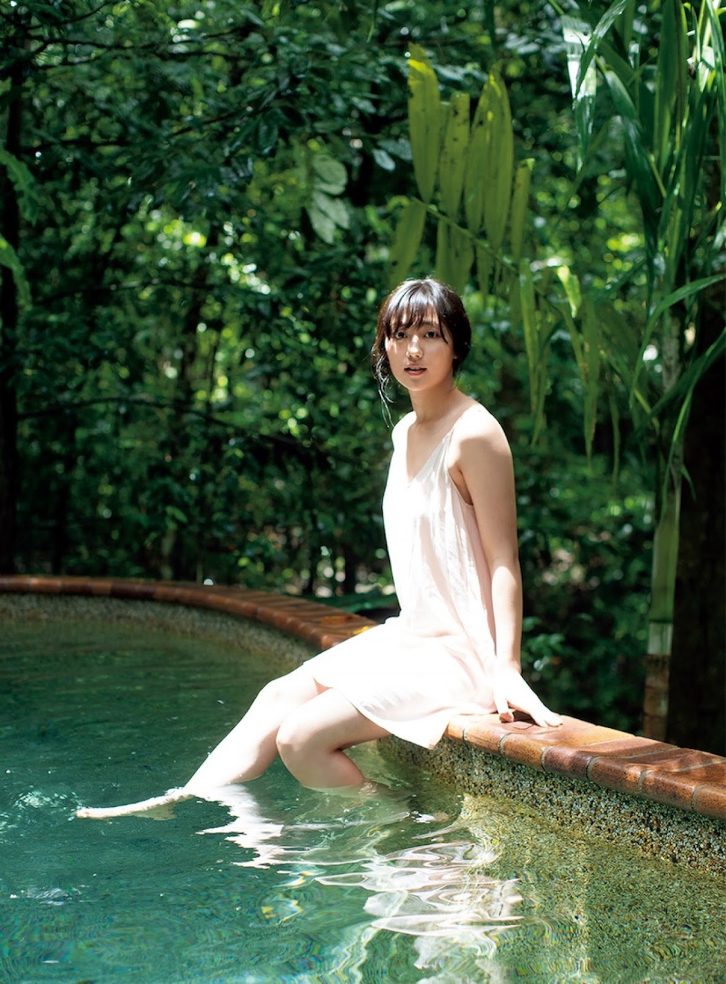 Kazusa Okuyama 奥山かずさ, FRIDAY 2019.03.01 (フライデー 2019年3月1日号) Cover Photo