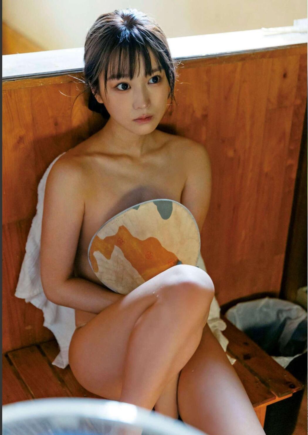 Miyuu Nakagawa 中川美優, Dokodemo Young Champion 2023 No.01 (どこでもヤングチャンピオン 2023年1号)