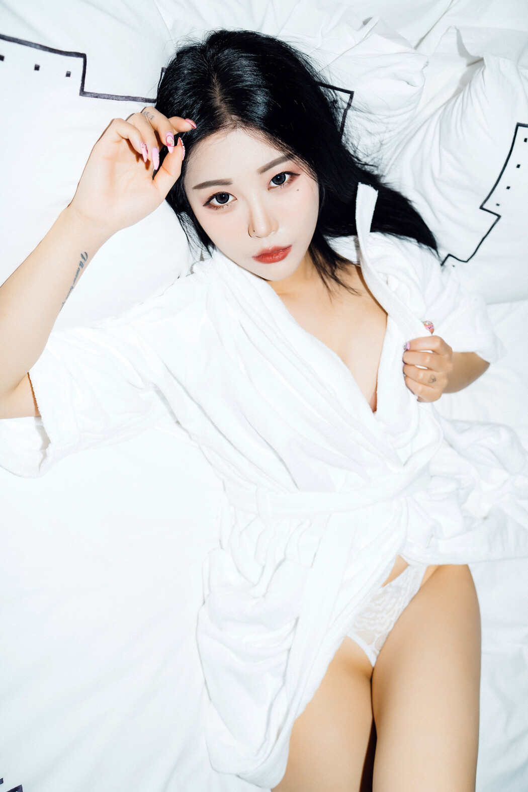 Jeong Bomi 정보미, [Moon Night Snap] Good Day Vol.02 Set.02