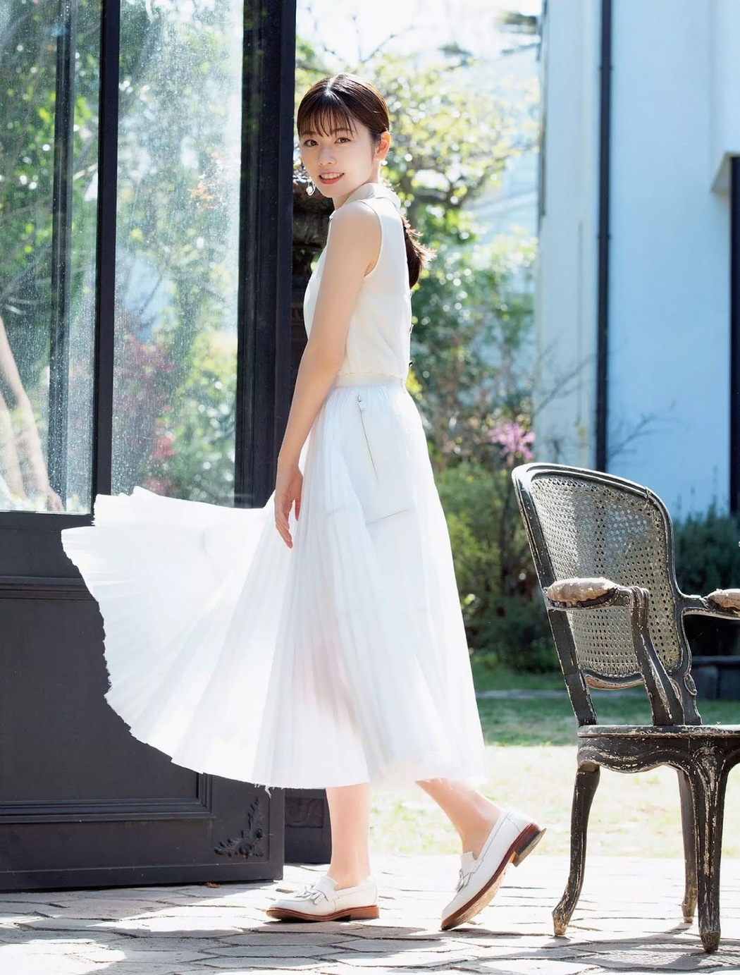 Fuka Koshiba 小芝風花, FLASH 2019.05.07-14-21 (フラッシュ 2019年5月7-14-21日号)