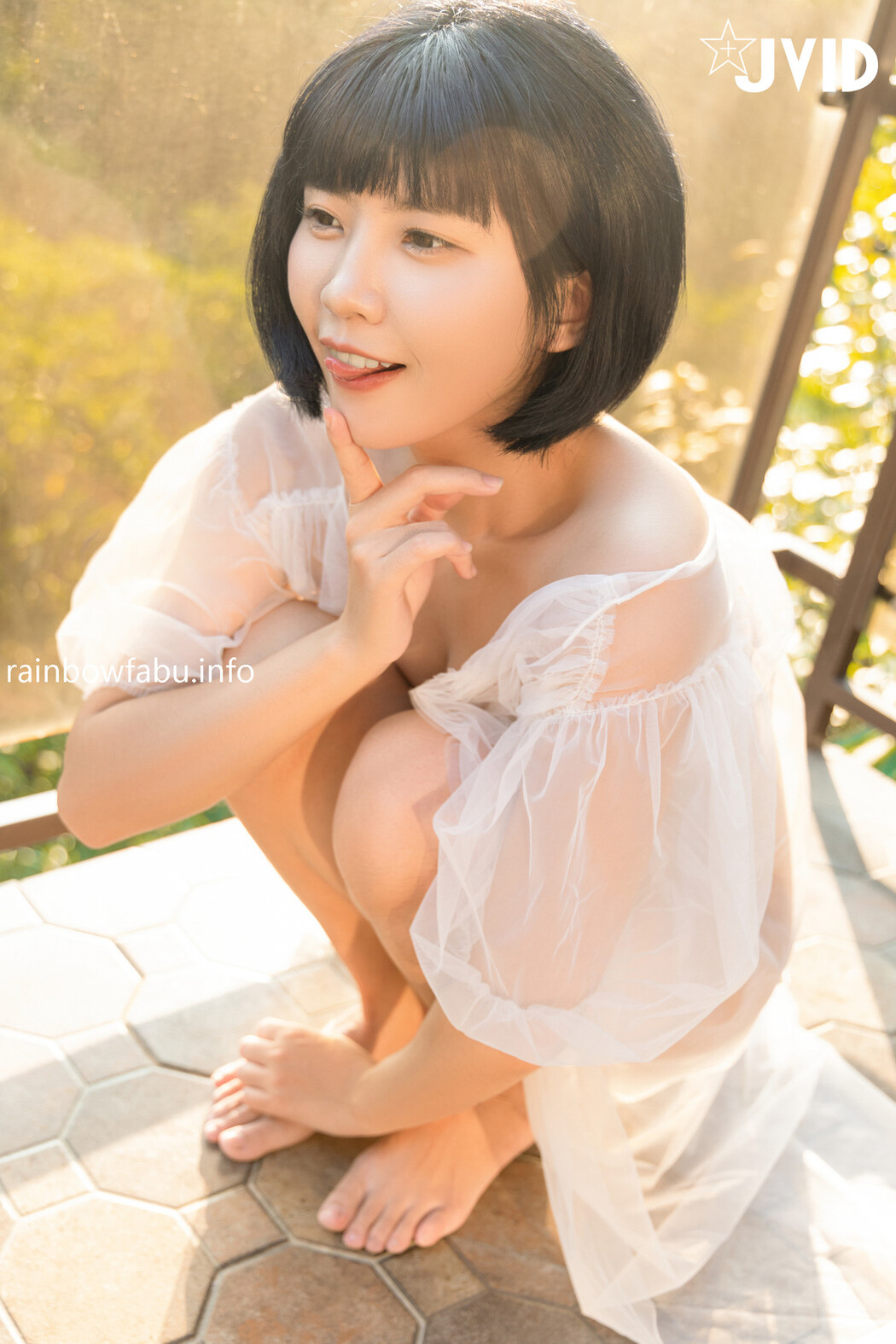 JVID精品 果宝宝 每天都在阳台脱光光 Vol.01