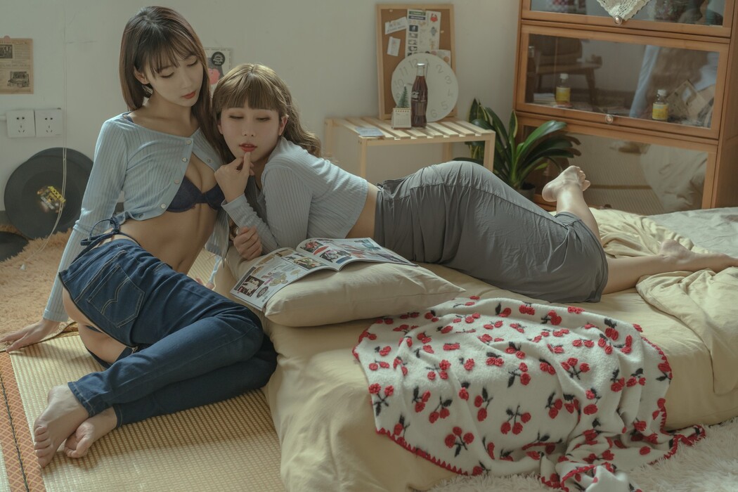 Cosplay 云溪溪 奶桃 日系百合