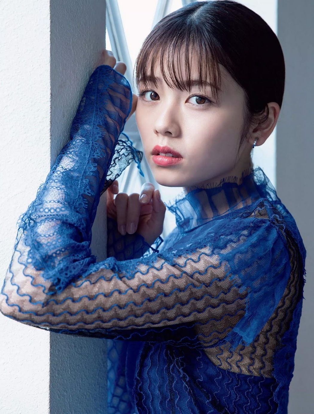Fuka Koshiba 小芝風花, FLASH 2019.05.07-14-21 (フラッシュ 2019年5月7-14-21日号)