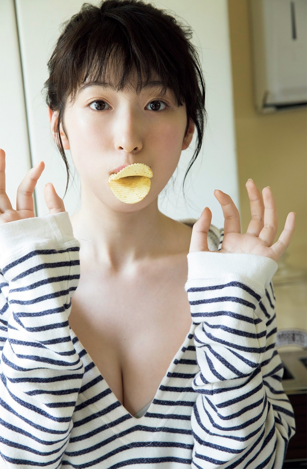 Mikoto Hibi 日比美思, FRIDAY 2019.03.15 (フライデー 2019年3月15日号)