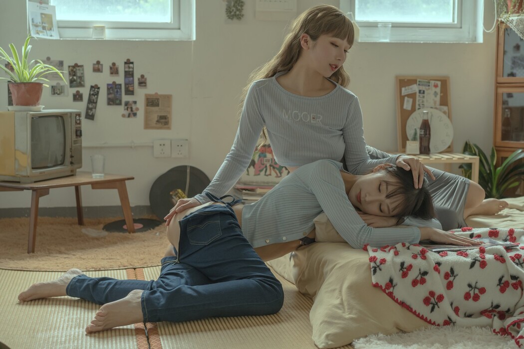 Cosplay 云溪溪 奶桃 日系百合