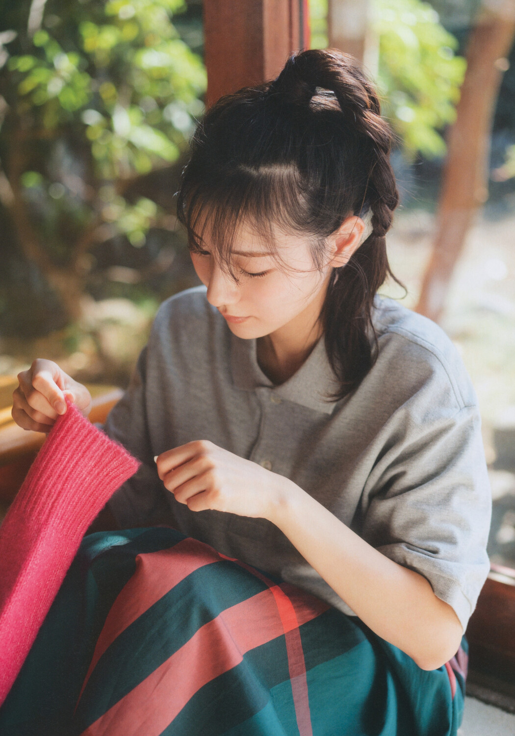 Hina Kawata 河田陽菜, BRODY 2022 No.12 (ブロディ 2022年12月号)