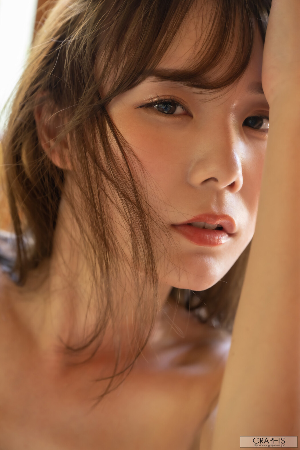 MIRU みる, [Graphis] Gals 「Brilliance」 Vol.03