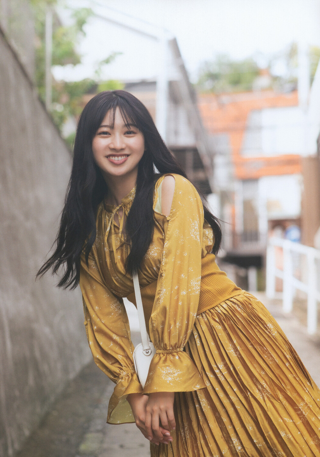 Suzuka Tomita 富田鈴花, BRODY 2022 No.12 (ブロディ 2022年12月号)